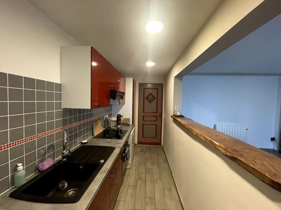 Maisonnette Des Douves Plein Centre 1 A 4 Voyageurs Malestroit Екстериор снимка