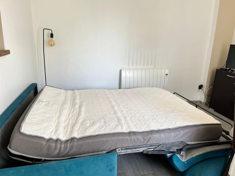 Maisonnette Des Douves Plein Centre 1 A 4 Voyageurs Malestroit Екстериор снимка