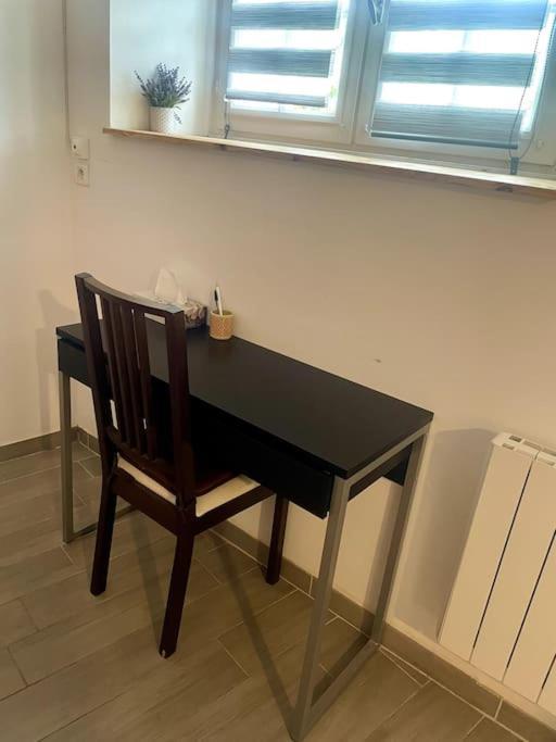 Maisonnette Des Douves Plein Centre 1 A 4 Voyageurs Malestroit Екстериор снимка